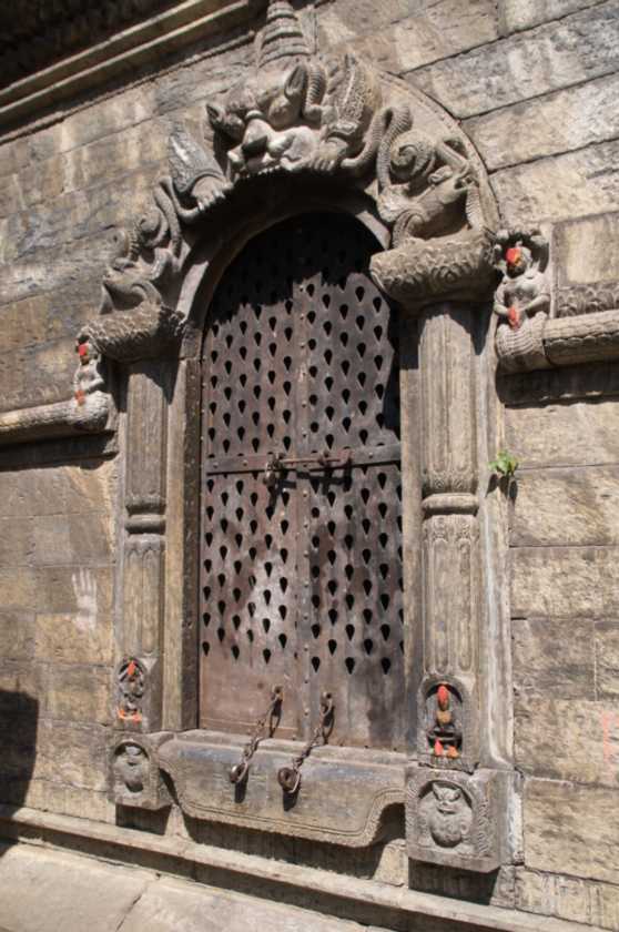 03-084 Kathmandu-tempels