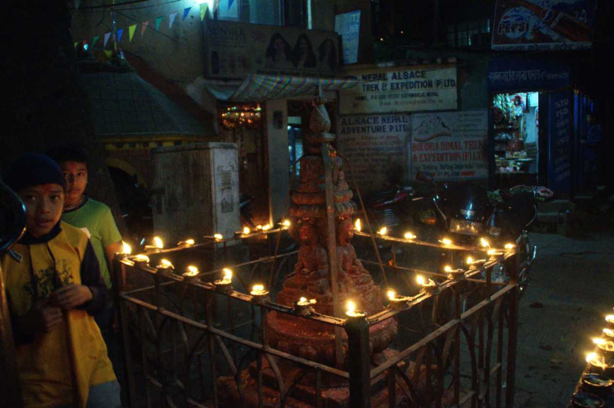03-184 Kathmandu-tempels