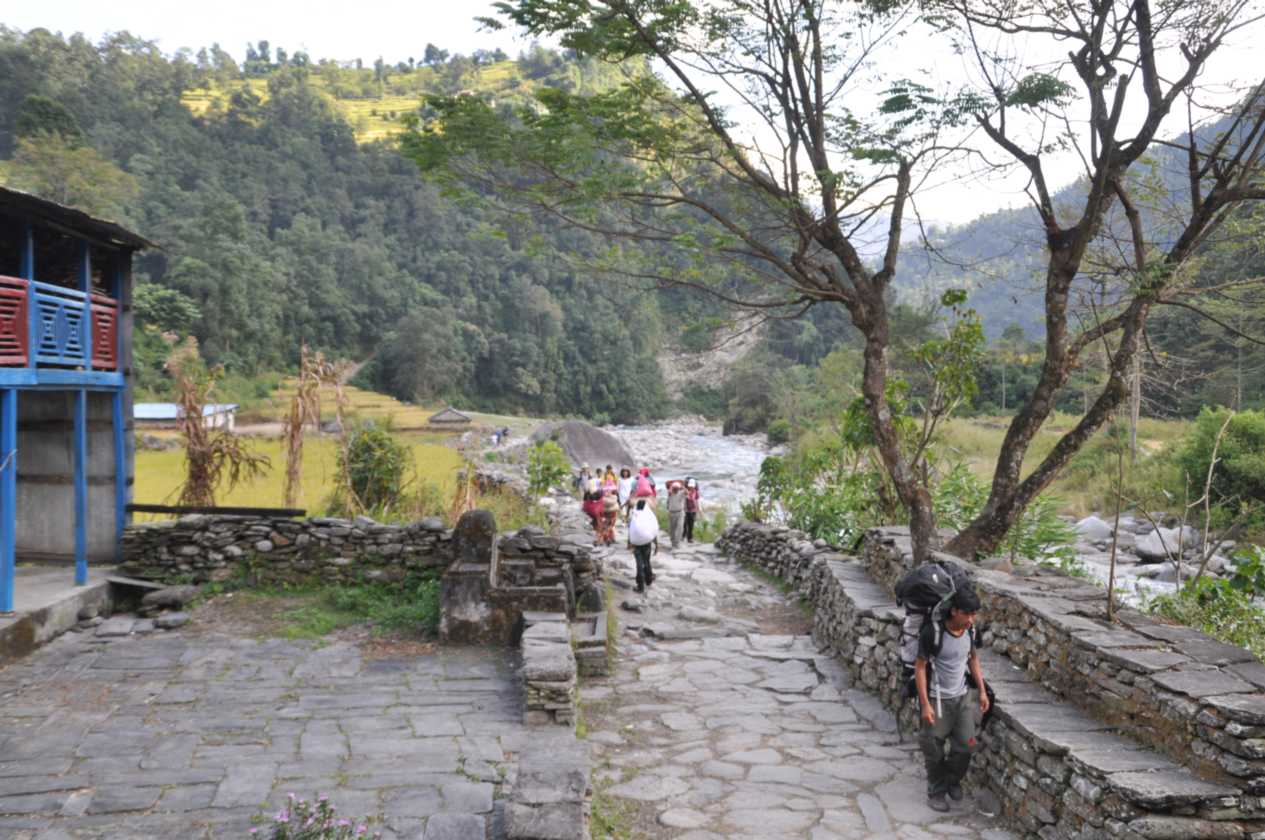07-043  Nayapul-Thike Dhunga