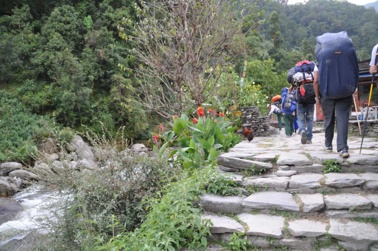 07-044  Nayapul-Thike Dhunga