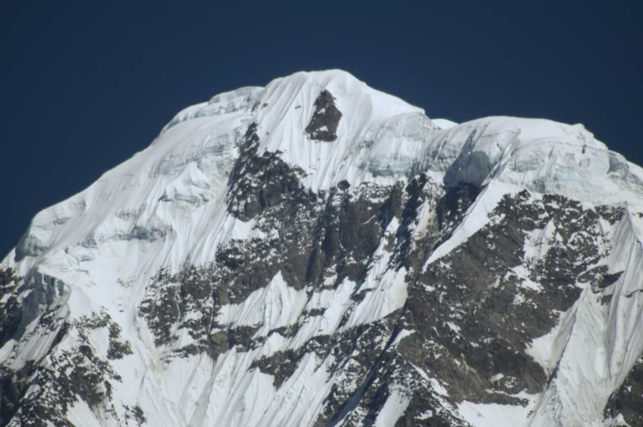 11-033 Chomrong-Himalaya