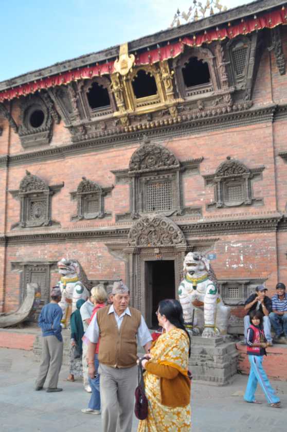 22-016 Kathmandu-Durban Square