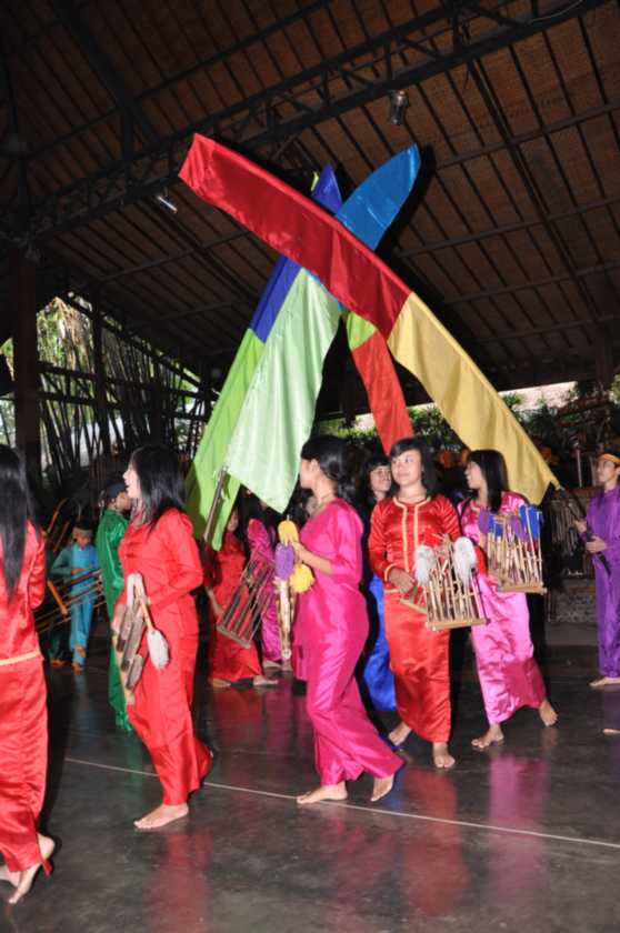 02 indo2010-41
