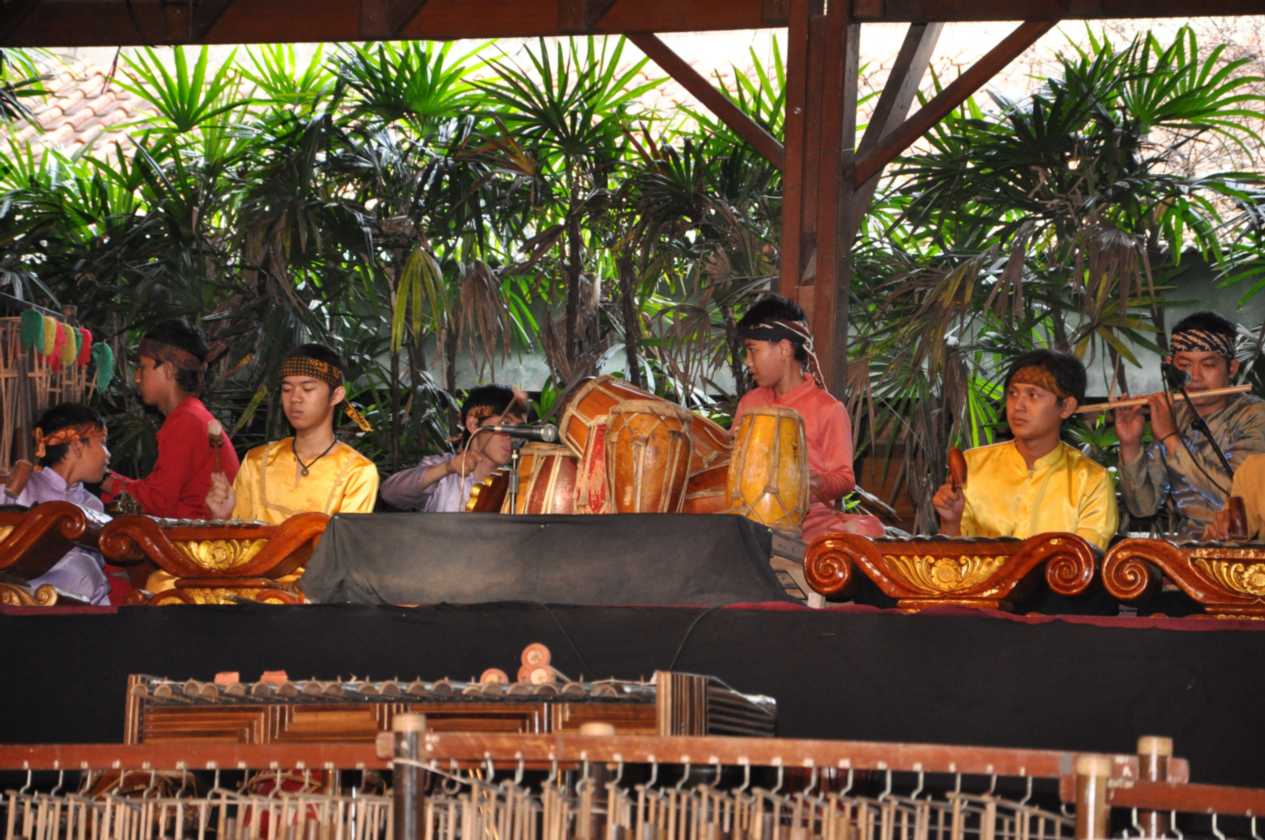 02 indo2010-42