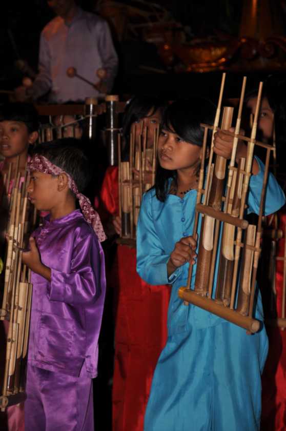 02 indo2010-57