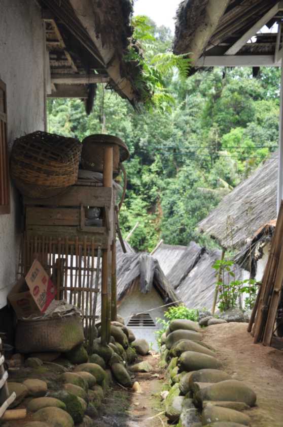 04 indo2010-49