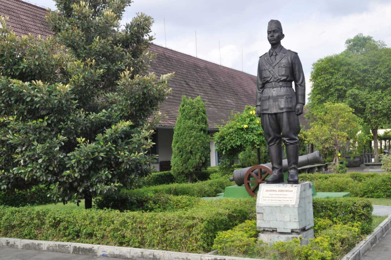 06 indo2010-63