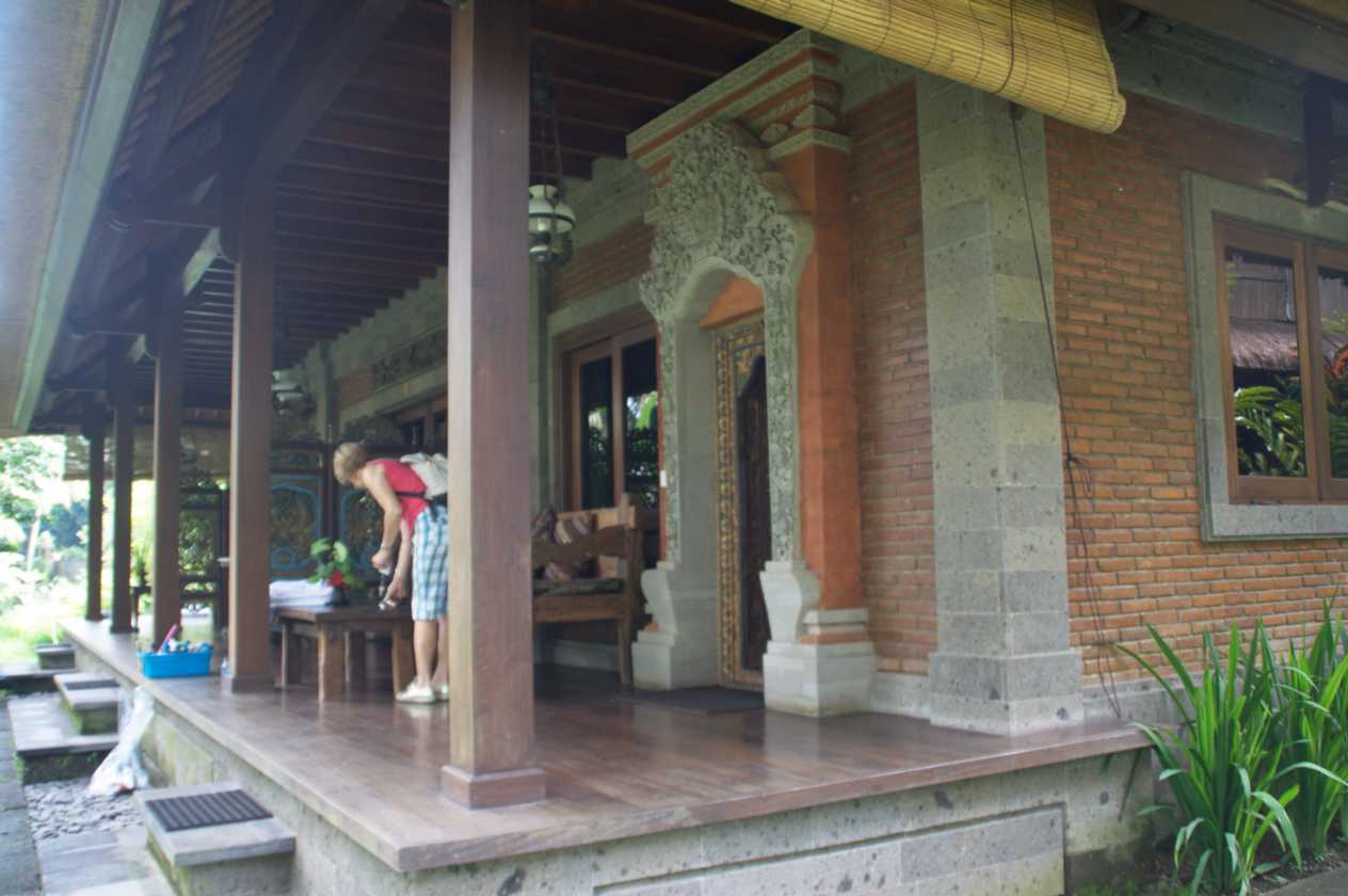 11 indo2010-005
