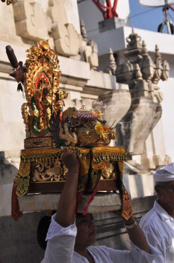 15 indo2010-21-1