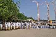 15 indo2010-45-1