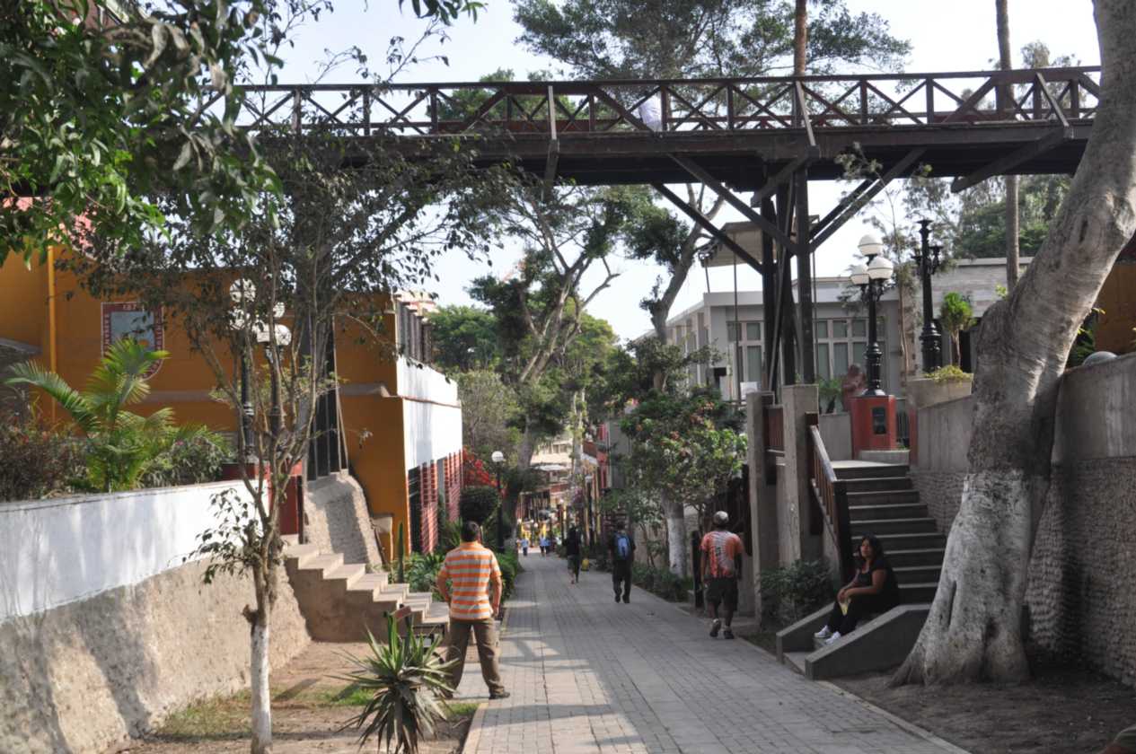 072 110504 Lima